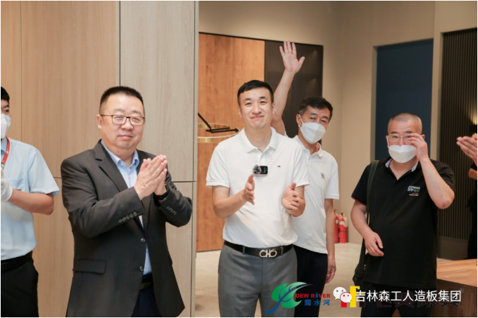 以品質(zhì)之名，赴飛美之約-飛美家具13周年慶，吉林森工露水河特來祝賀